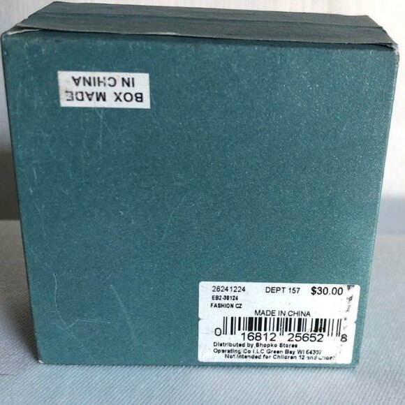 Cubic Zirconia Round Stud Pierced Earrings NIB - Picture 9 of 11